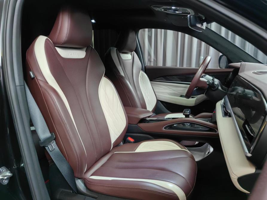 Geely Monjaro I Москва  - изображение 8