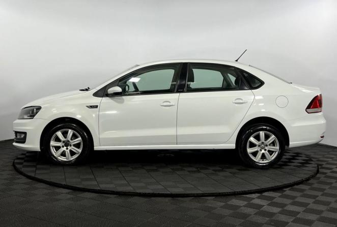 Volkswagen Polo V Рестайлинг с пробегом 2016 года, цена 1 000 000 рублей, 181746 км, седан, Автокод Объявления