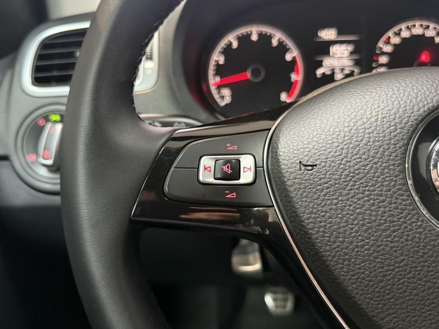 Volkswagen Polo V Рестайлинг Тверь  - изображение 11