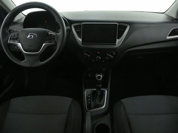 Hyundai Solaris II Рестайлинг с пробегом 2021 года, цена 1 424 000 рублей, 114500 км, седан, Автокод Объявления