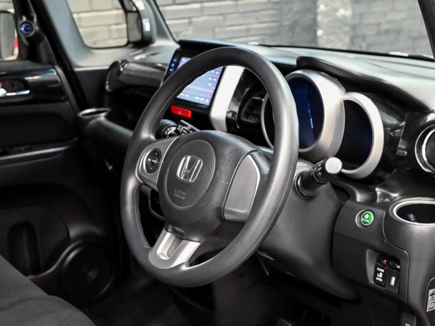 Honda N-BOX I Екатеринбург  - изображение 12
