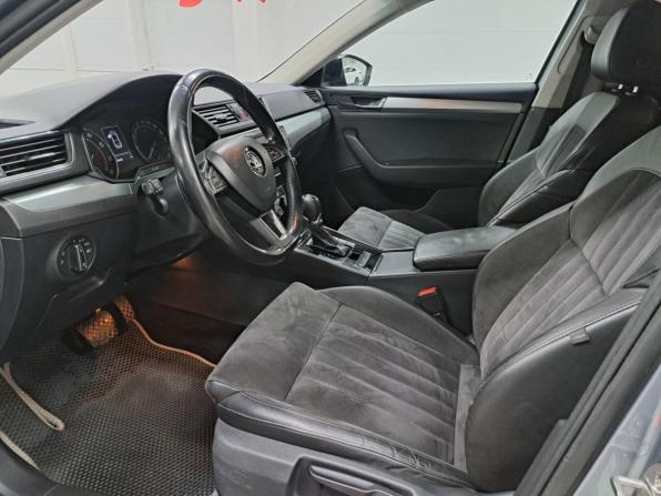 Skoda Superb III с пробегом 2016 года, цена 1 509 999 рублей, 188438 км, лифтбек, Автокод Объявления