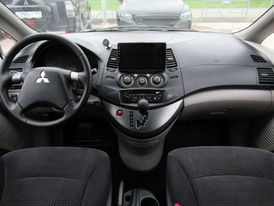 Mitsubishi Grandis I Самара  - изображение 14