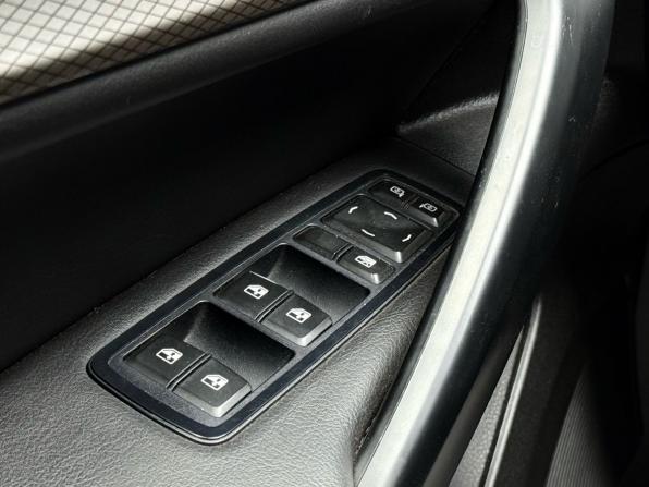 Lada (ВАЗ) Vesta I Рестайлинг (NG) с пробегом 2024 года, цена 1 229 000 рублей, 69862 км, седан, Автокод Объявления