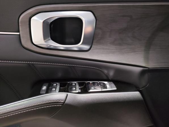 Kia Sorento IV Рестайлинг с пробегом 2024 года, цена 4 865 000 рублей, 29110 км, внедорожник, Автокод Объявления