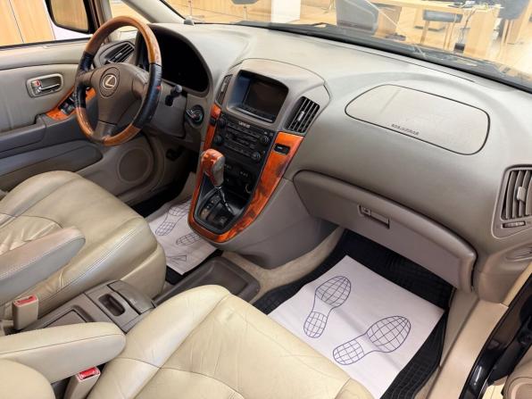 Lexus RX I с пробегом 2001 года, цена 679 000 рублей, 250000 км, внедорожник, Автокод Объявления