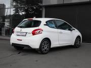 Peugeot 208 I Москва  - изображение 16