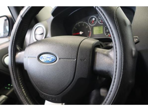Ford Fusion I Рестайлинг с пробегом 2007 года, цена 412 500 рублей, 191482 км, хэтчбек, Автокод Объявления