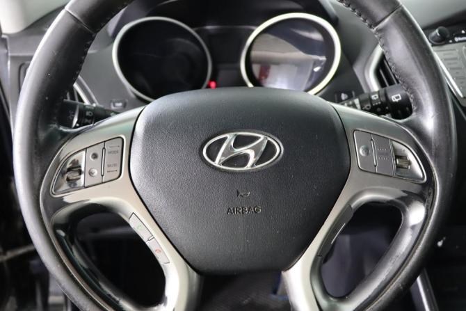 Hyundai ix35 I с пробегом 2012 года, цена 999 990 рублей, 268051 км, внедорожник, Автокод Объявления