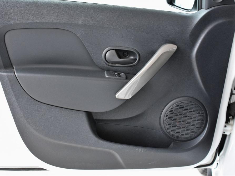 Renault Sandero II Рестайлинг Каменск-Уральский  - изображение 11