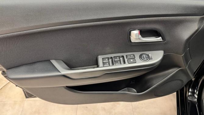 Kia Rio III Рестайлинг с пробегом 2016 года, цена 825 000 рублей, 204048 км, седан, Автокод Объявления
