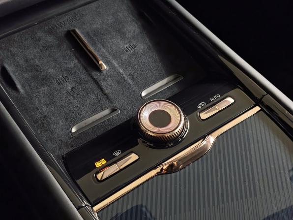 Lynk &amp; Co 900 с пробегом 2026 года, цена 7 991 000 рублей, 685 км, внедорожник, Автокод Объявления