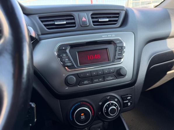 Kia Rio III с пробегом 2015 года, цена 1 050 000 рублей, 90535 км, хэтчбек, Автокод Объявления