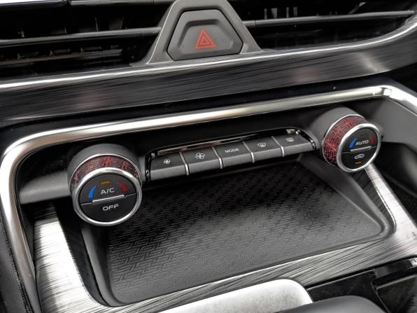 Geely Tugella I Рестайлинг с пробегом 2023 года, цена 2 960 000 рублей, 49275 км, внедорожник, Автокод Объявления