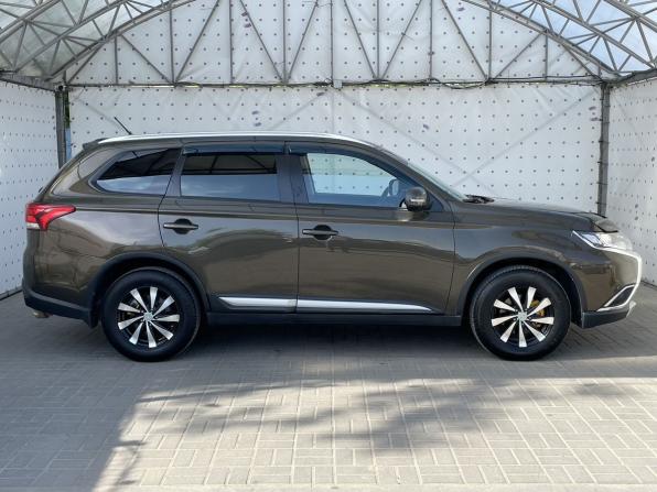 Mitsubishi Outlander III Рестайлинг 2 с пробегом 2015 года, цена 1 730 000 рублей, 124688 км, внедорожник, Автокод Объявления