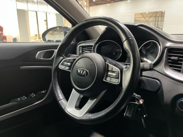 Kia XCeed I с пробегом 2021 года, цена 1 980 000 рублей, 53595 км, хэтчбек, Автокод Объявления