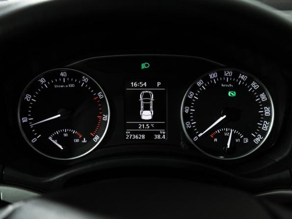 Skoda Octavia II (A5) Рестайлинг с пробегом 2010 года, цена 539 777 рублей, 273626 км, лифтбек, Автокод Объявления