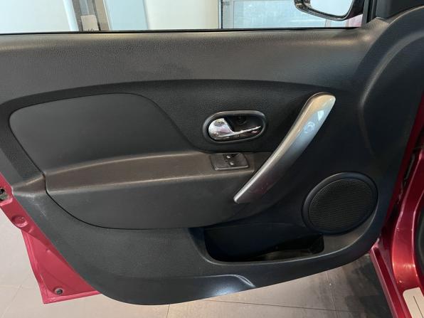 Renault Logan II с пробегом 2014 года, цена 591 000 рублей, 178870 км, седан, Автокод Объявления