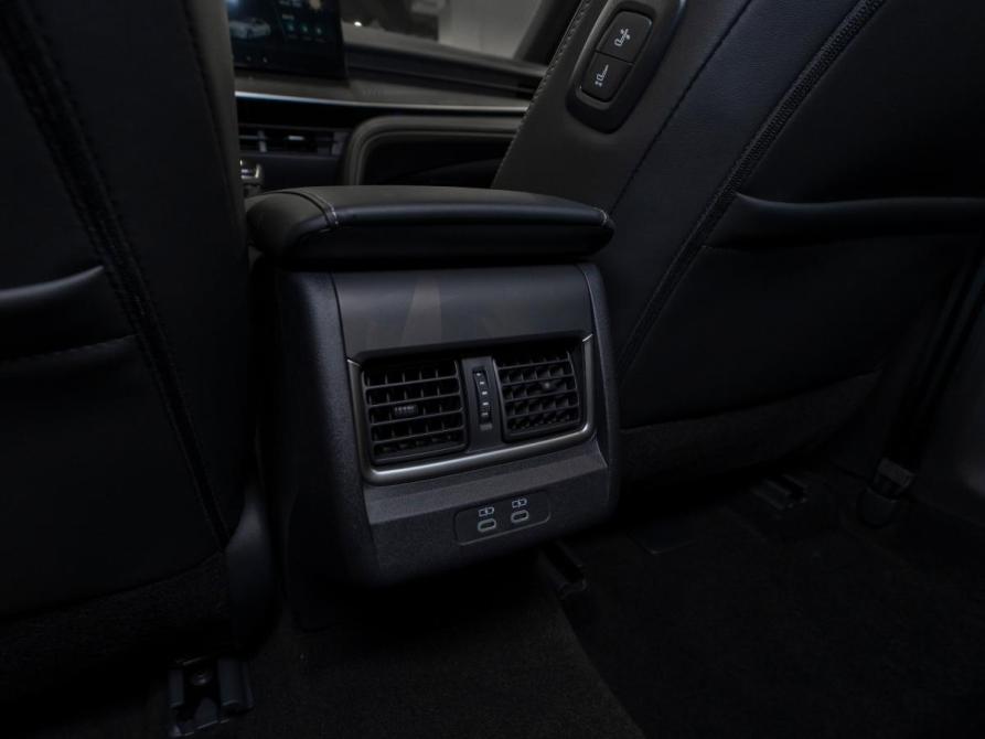 Toyota Camry IX (XV80) China Market Москва  - изображение 15