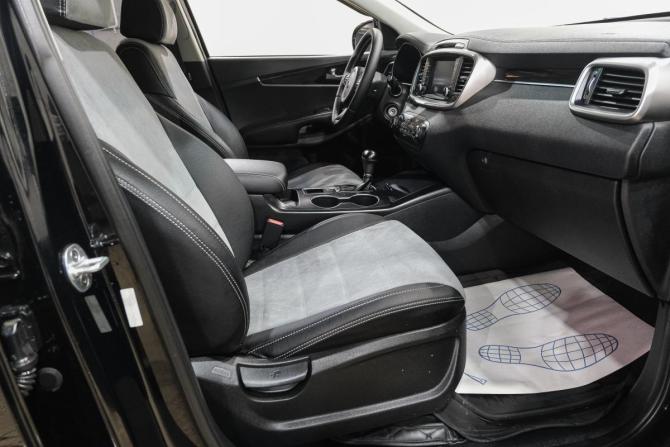 Kia Sorento II Рестайлинг с пробегом 2017 года, цена 2 479 000 рублей, 131000 км, внедорожник, Автокод Объявления