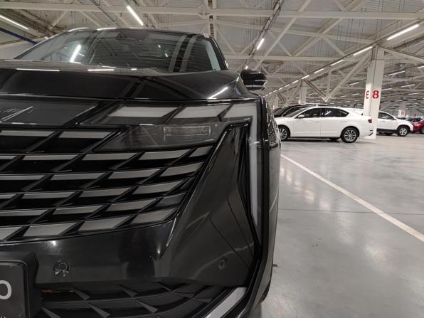 Geely Atlas II с пробегом 2023 года, цена 2 356 000 рублей, 91780 км, внедорожник, Автокод Объявления