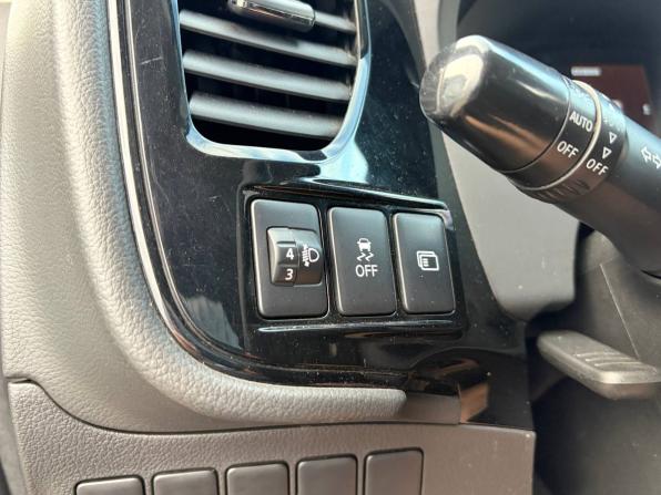 Mitsubishi Outlander III Рестайлинг 3 с пробегом 2018 года, цена 1 480 000 рублей, 265000 км, внедорожник, Автокод Объявления