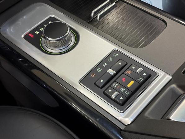 Land Rover Range Rover III Рестайлинг 2 с пробегом 2012 года, цена 1 699 000 рублей, 142873 км, внедорожник, Автокод Объявления