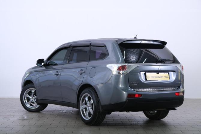 Mitsubishi Outlander III с пробегом 2012 года, цена 1 399 000 рублей, 176231 км, внедорожник, Автокод Объявления