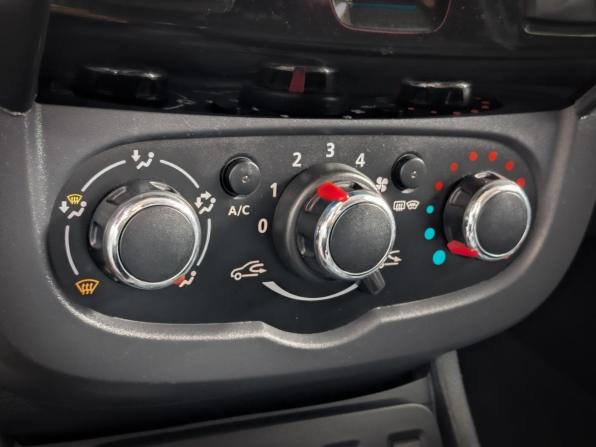 Renault Duster I Рестайлинг с пробегом 2017 года, цена 1 295 000 рублей, 143000 км, внедорожник, Автокод Объявления