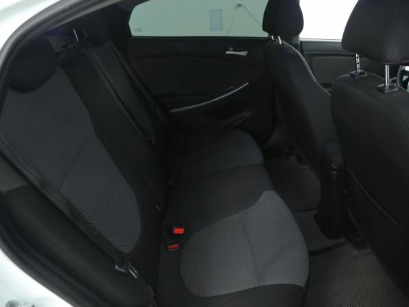 Hyundai Solaris I с пробегом 2013 года, цена 682 000 рублей, 145500 км, седан, Автокод Объявления