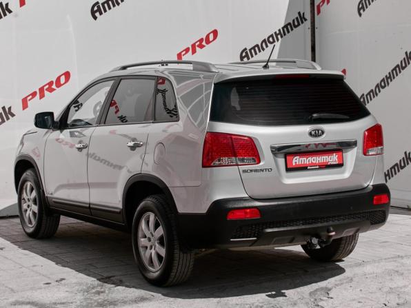 Kia Sorento II с пробегом 2012 года, цена 1 615 000 рублей, 178286 км, внедорожник, Автокод Объявления