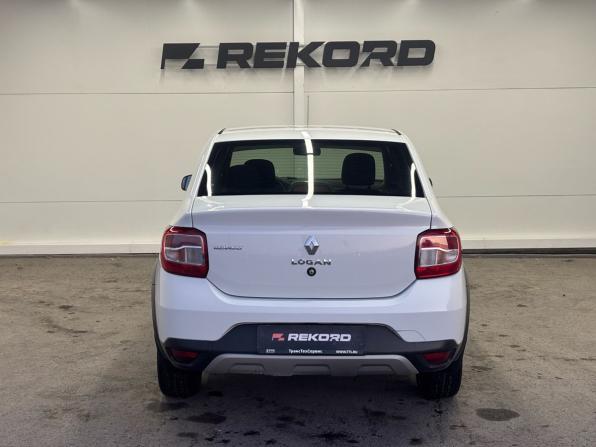 Renault Logan II Рестайлинг с пробегом 2018 года, цена 1 039 000 рублей, 144513 км, седан, Автокод Объявления