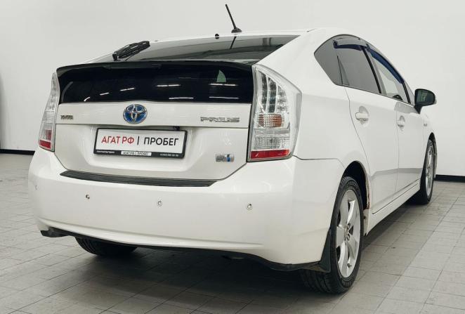 Toyota Prius III (XW30) с пробегом 2009 года, цена 1 029 000 рублей, 221641 км, лифтбек, Автокод Объявления