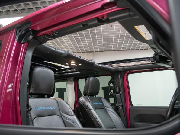 Jeep Wrangler IV (JL) с пробегом 2022 года, цена 7 499 000 рублей, 12632 км, внедорожник, Автокод Объявления