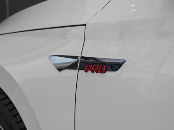 Skoda Octavia IV (A8) с пробегом 2023 года, цена 2 590 000 рублей, 46650 км, лифтбек, Автокод Объявления