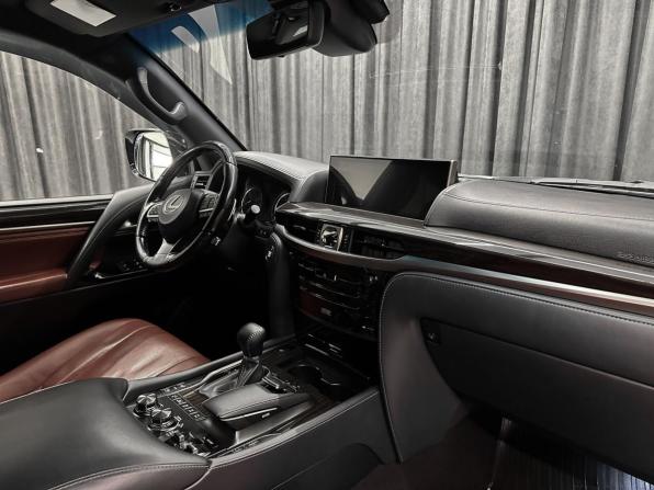 Lexus LX III Рестайлинг 2 с пробегом 2020 года, цена 8 749 000 рублей, 166000 км, внедорожник, Автокод Объявления