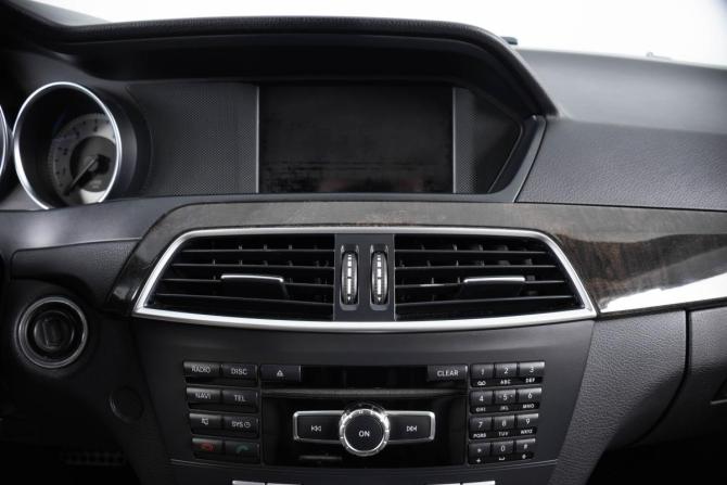 Mercedes-Benz C-Класс III (W204) Рестайлинг с пробегом 2011 года, цена 1 599 000 рублей, 238196 км, седан, Автокод Объявления