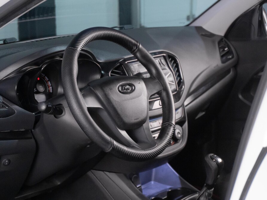 Lada (ВАЗ) Vesta I Сургут  - изображение 12