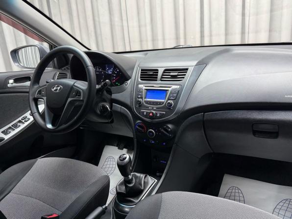 Hyundai Solaris I с пробегом 2013 года, цена 899 000 рублей, 117888 км, седан, Автокод Объявления