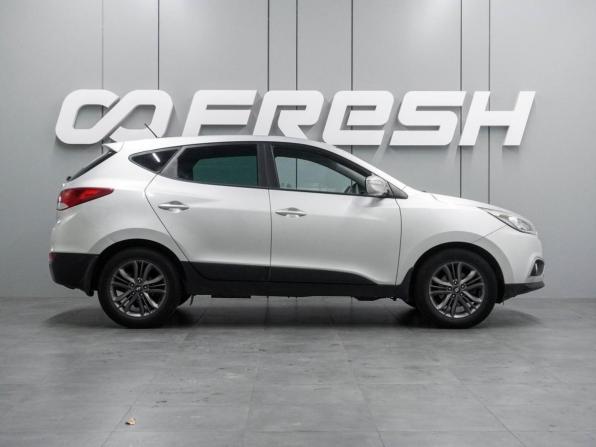 Hyundai ix35 I Рестайлинг с пробегом 2015 года, цена 1 399 000 рублей, 208838 км, внедорожник, Автокод Объявления