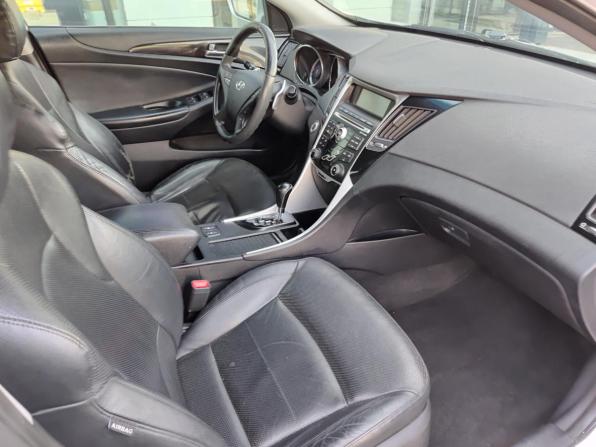 Hyundai Sonata VI (YF) с пробегом 2010 года, цена 862 800 рублей, 198412 км, седан, Автокод Объявления