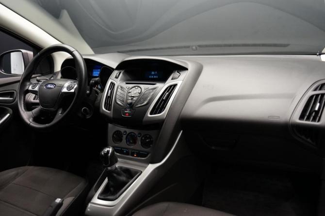 Ford Focus III с пробегом 2013 года, цена 840 000 рублей, 117182 км, седан, Автокод Объявления
