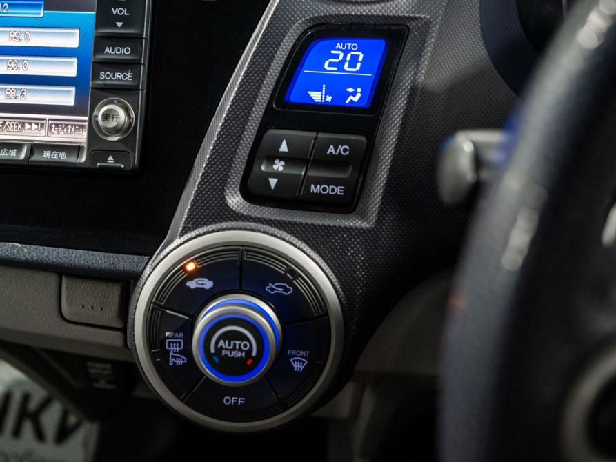 Honda Insight II Иркутск  - изображение 16