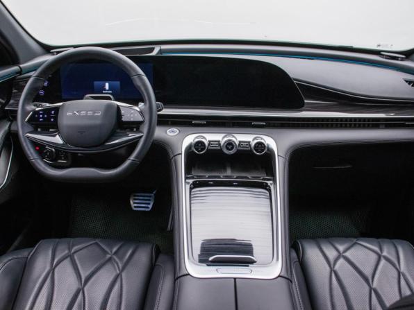 Exeed RX с пробегом 2023 года, цена 2 707 000 рублей, 50253 км, внедорожник, Автокод Объявления