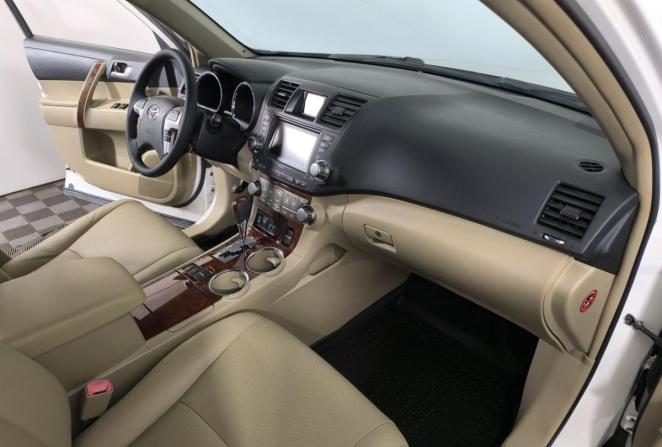 Toyota Highlander II (XU40) Рестайлинг с пробегом 2011 года, цена 1 495 000 рублей, 352535 км, внедорожник, Автокод Объявления