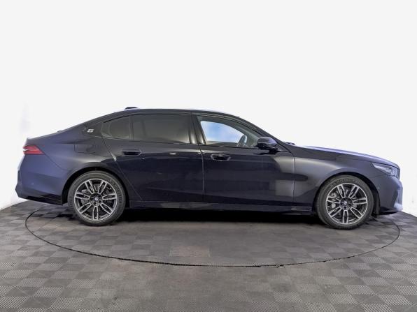 BMW 5 серии VIII (G60/G61/G68) с пробегом 2024 года, цена 7 350 000 рублей, 34956 км, седан, Автокод Объявления