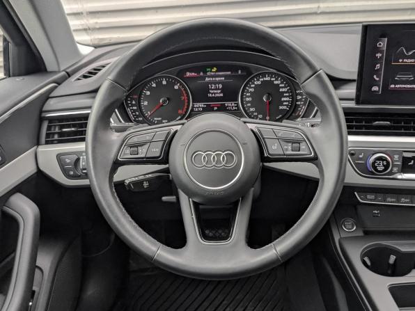 Audi A4 V (B9) Рестайлинг с пробегом 2022 года, цена 3 750 000 рублей, 44761 км, седан, Автокод Объявления