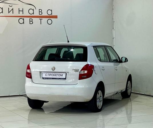 Skoda Fabia II Рестайлинг с пробегом 2010 года, цена 265 000 рублей, 308864 км, хэтчбек, Автокод Объявления