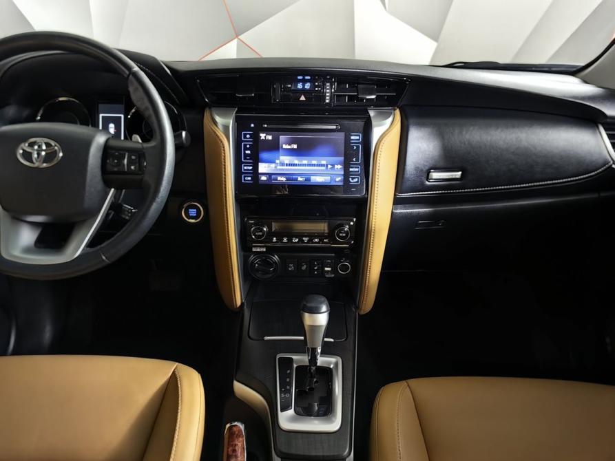 Toyota Fortuner II Москва  - изображение 14