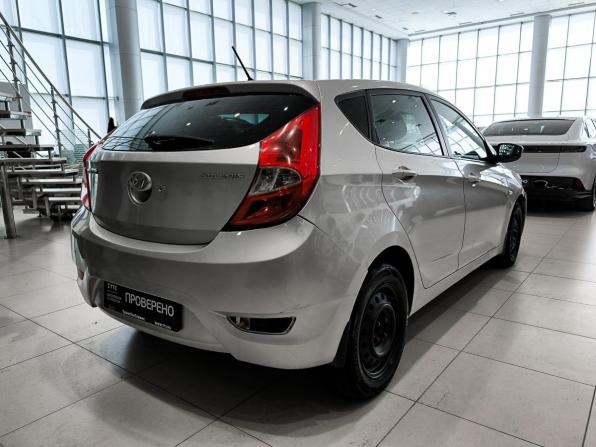 Hyundai Solaris I с пробегом 2012 года, цена 530 000 рублей, 241000 км, хэтчбек, Автокод Объявления